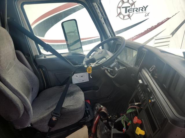 International Lt625 Image 8