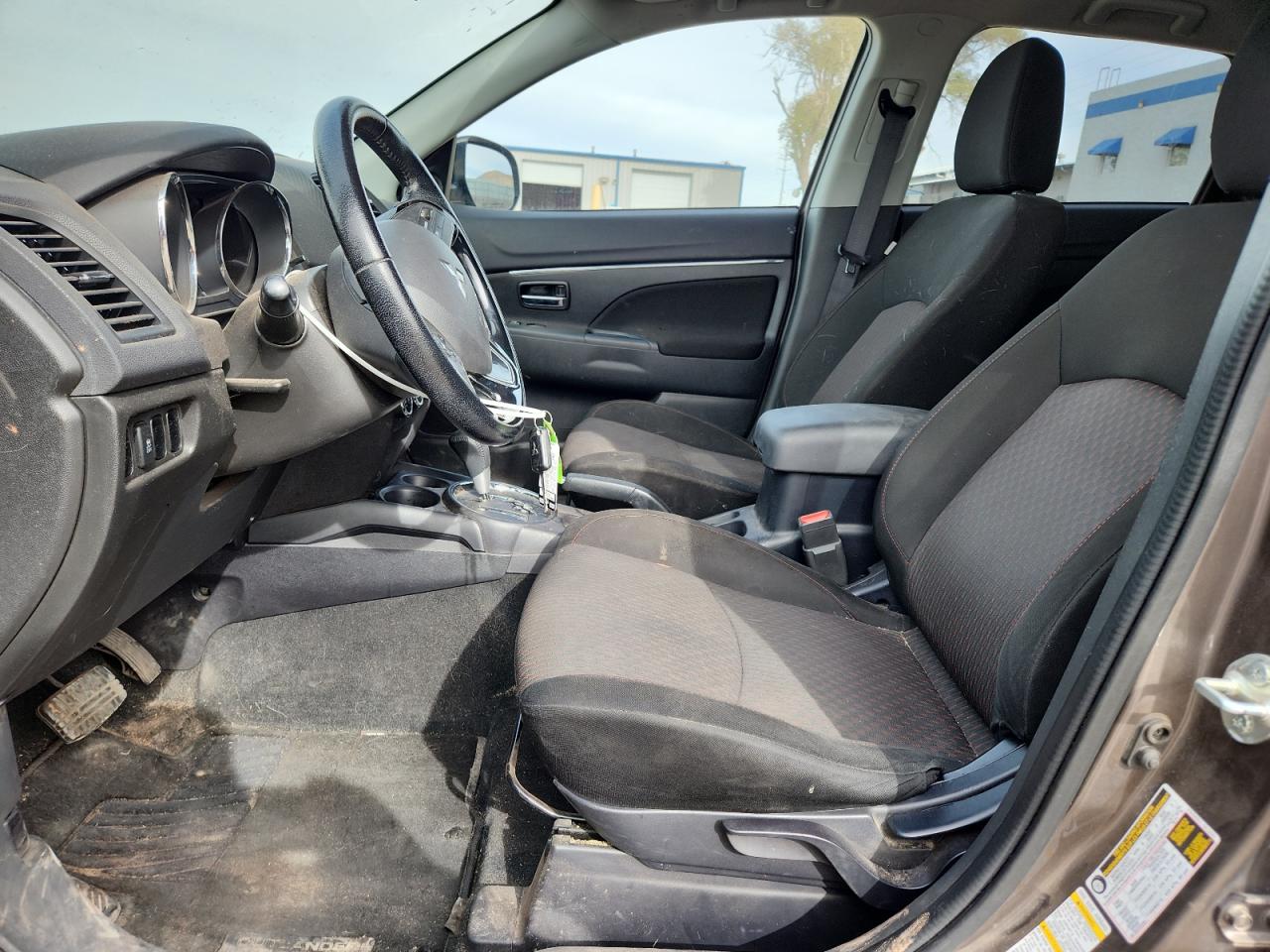 Mitsubishi Outlander Es Image 6