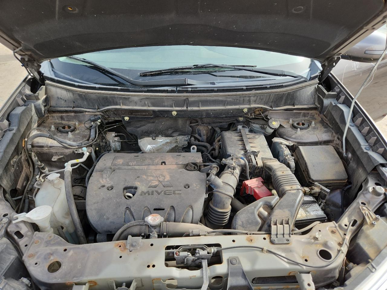 Mitsubishi Outlander Es Image 13