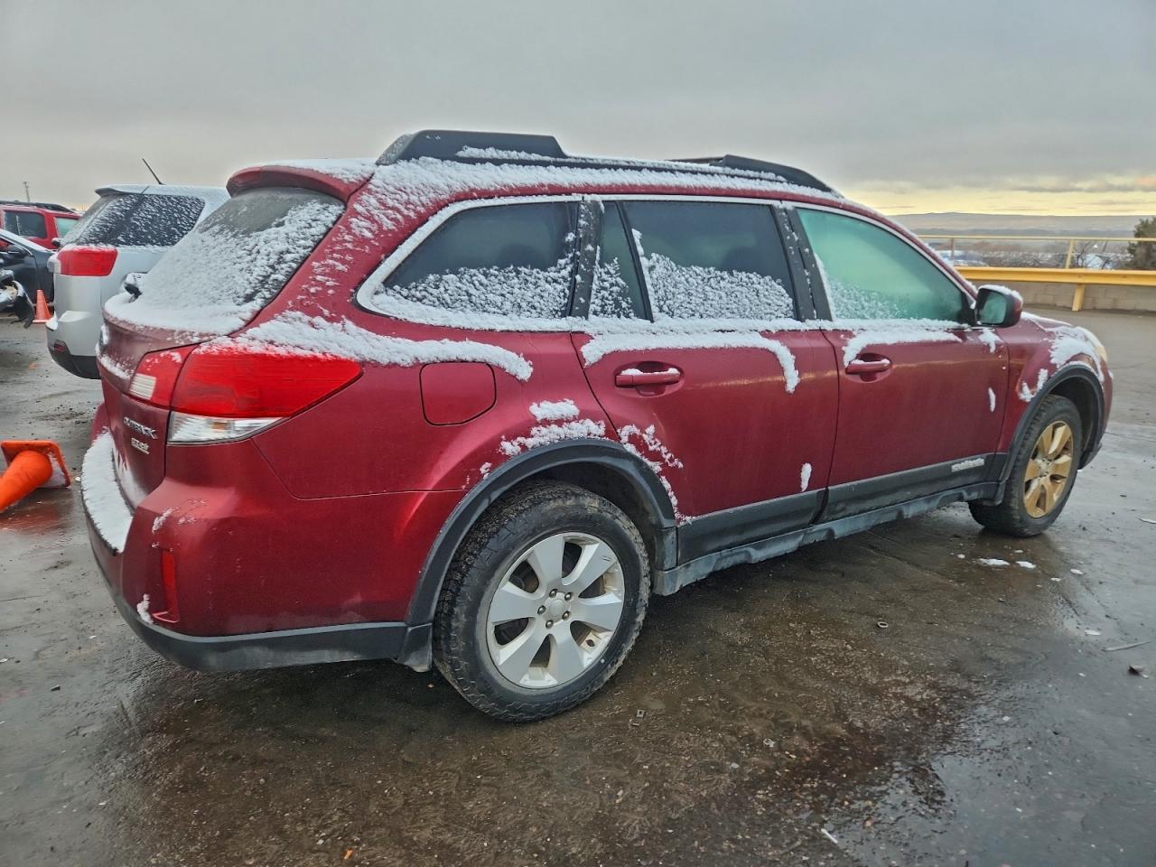 Subaru Outback 2.5i Premium Image 8