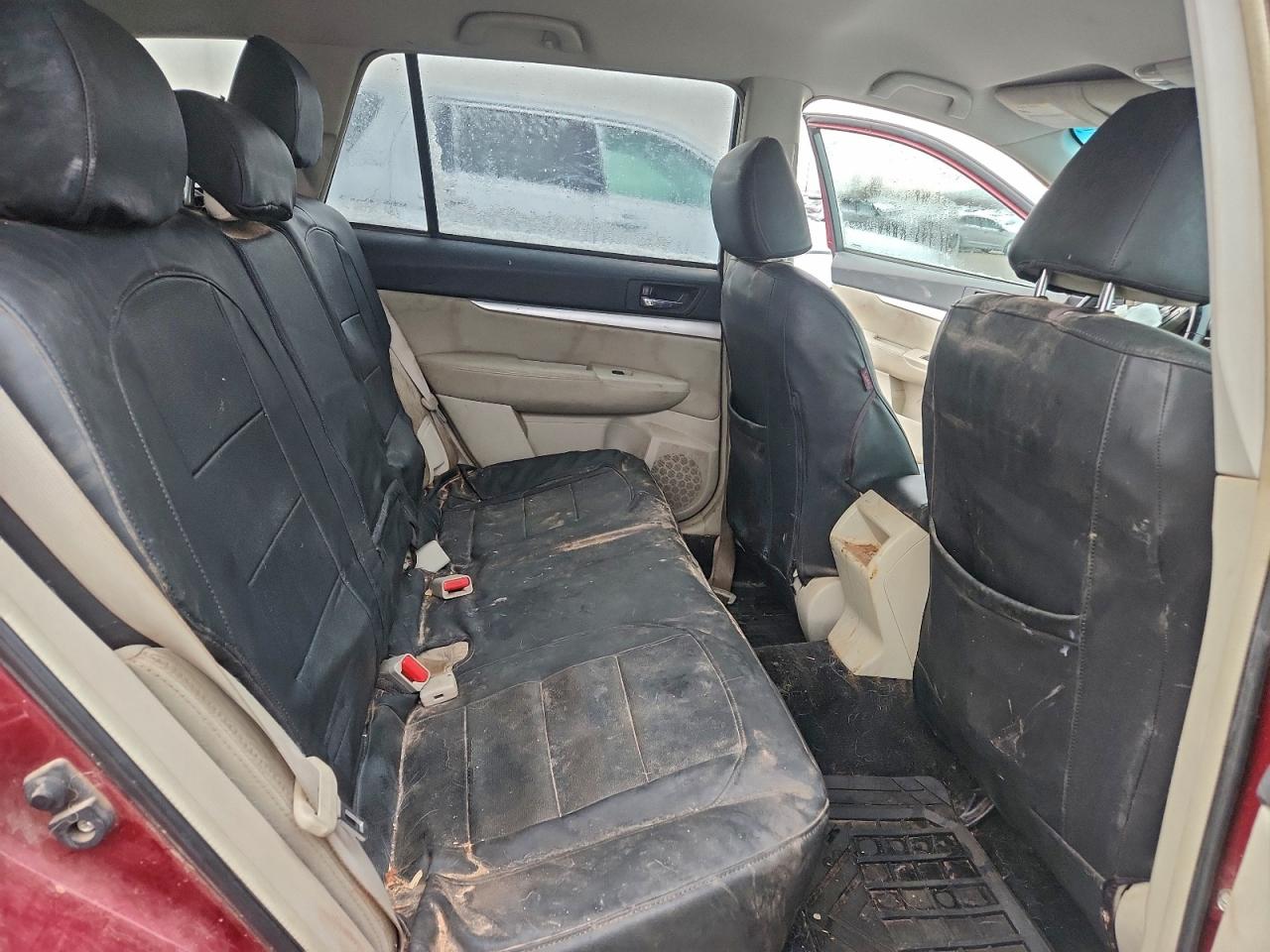 Subaru Outback 2.5i Premium Image 6