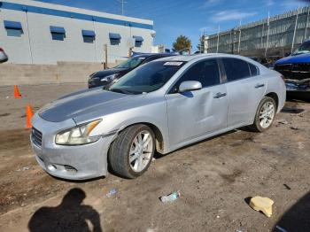  Salvage Nissan Maxima