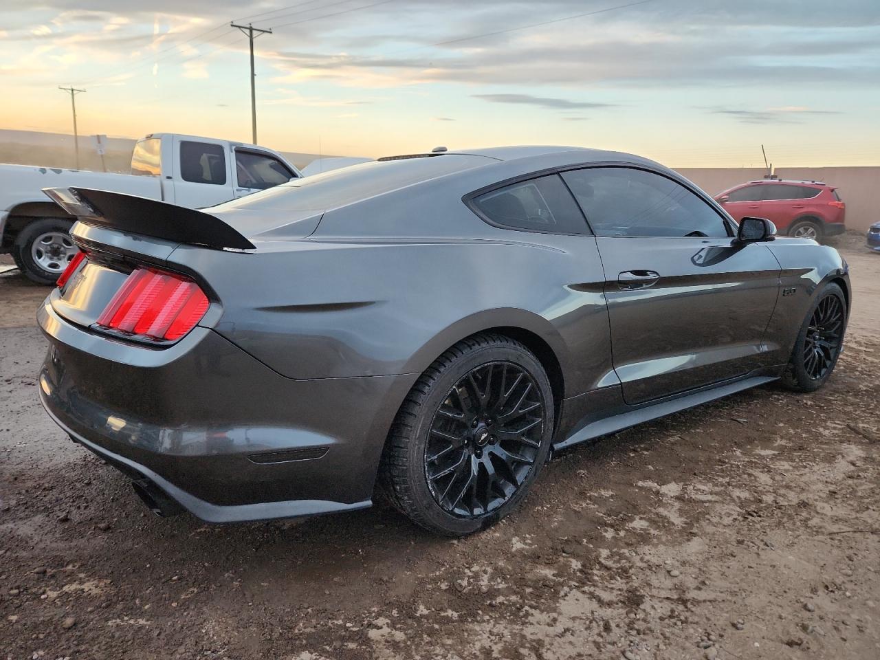 Ford Mustang Gt Image 3