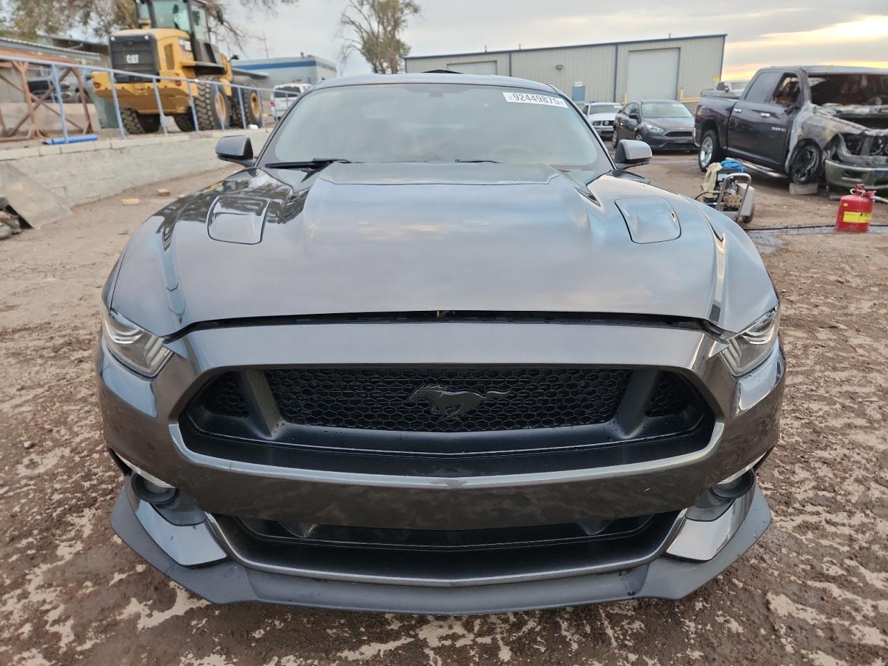 Ford Mustang Gt Image 4