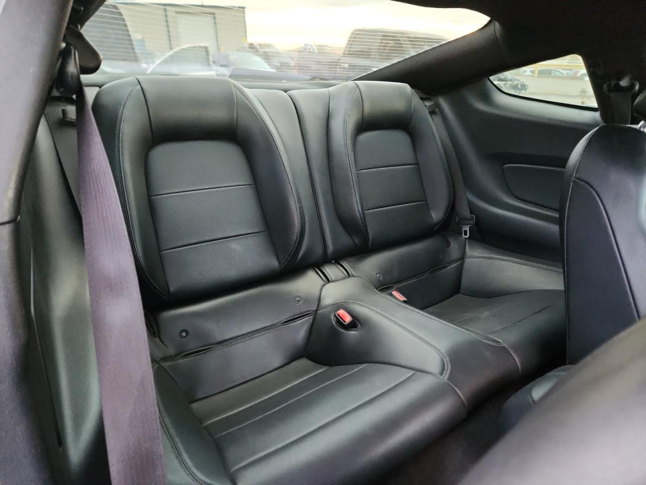 Ford Mustang Gt Image 10