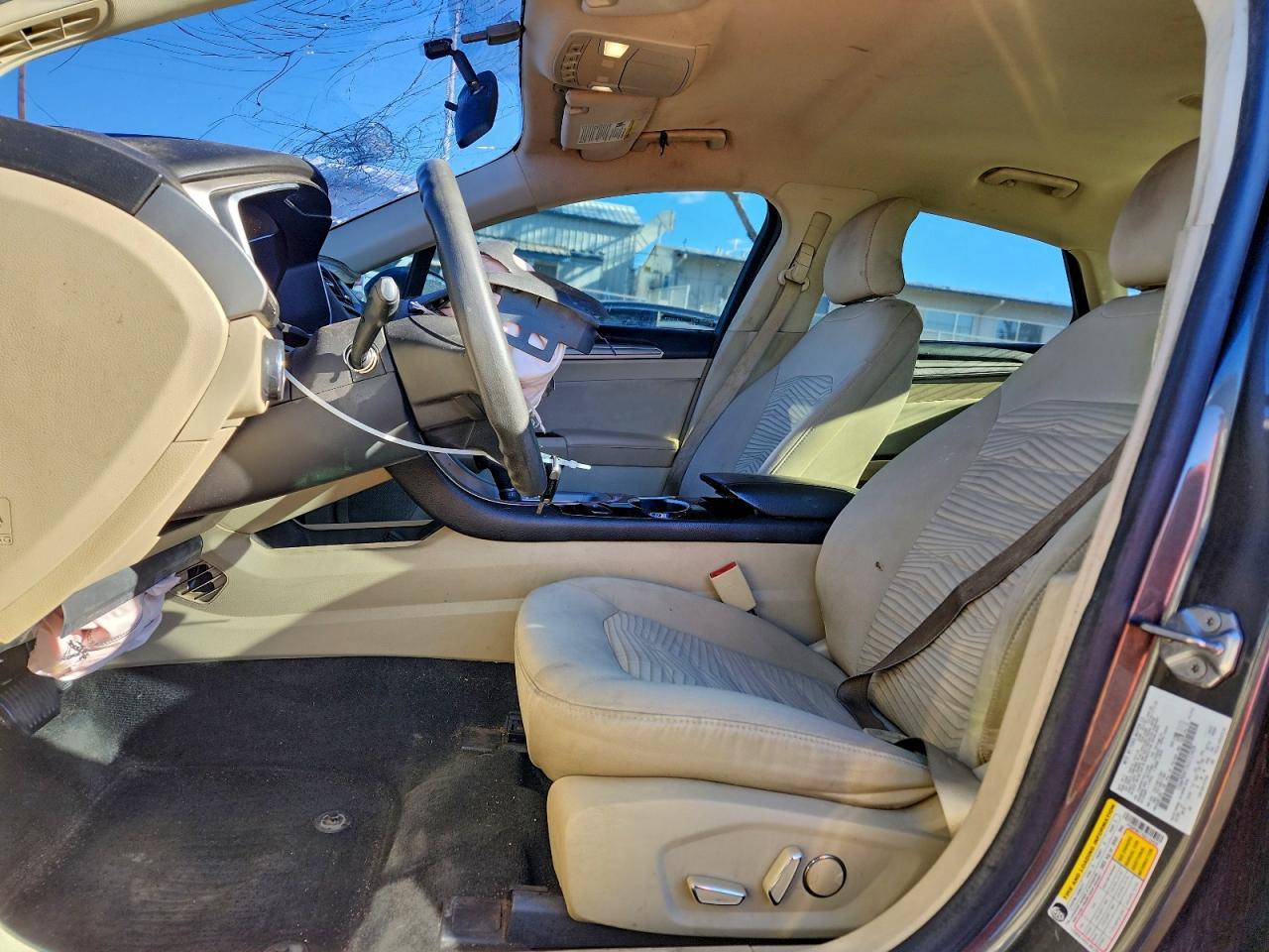 Ford Fusion Se Image 6