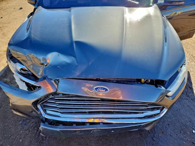 Ford Fusion Se Image 5