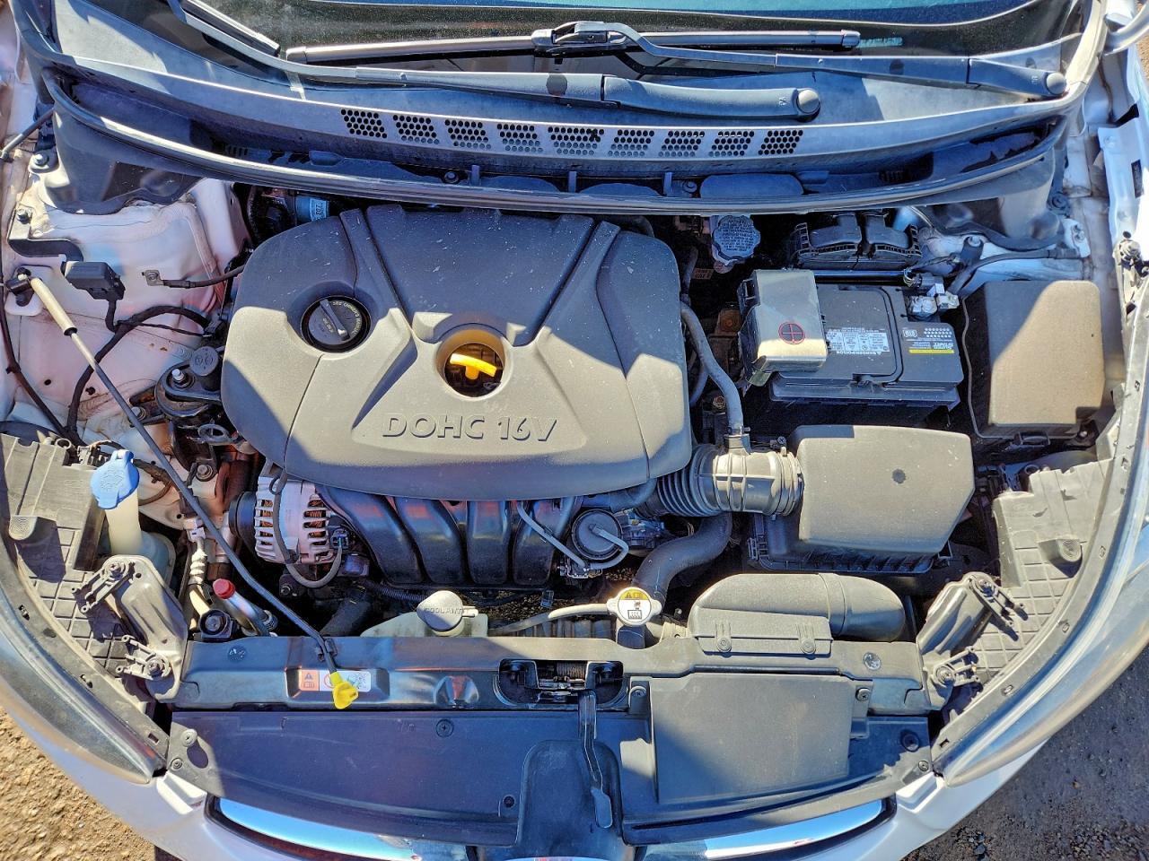 Hyundai ELANTRA Gls Image 11