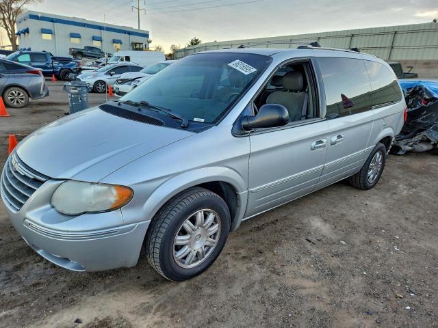  Salvage Chrysler Minivan