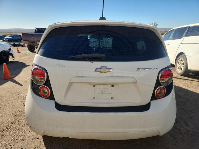 Chevrolet Sonic Lt Image 2