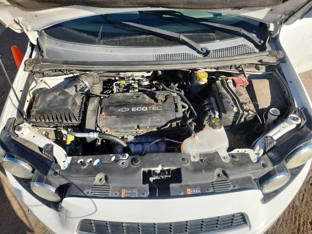 Chevrolet Sonic Lt Image 6