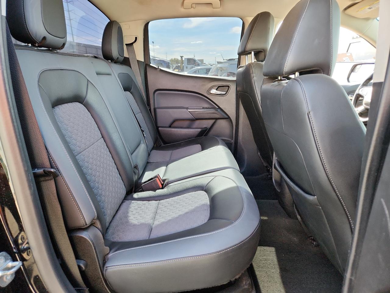 Chevrolet Colorado Z71 Image 8