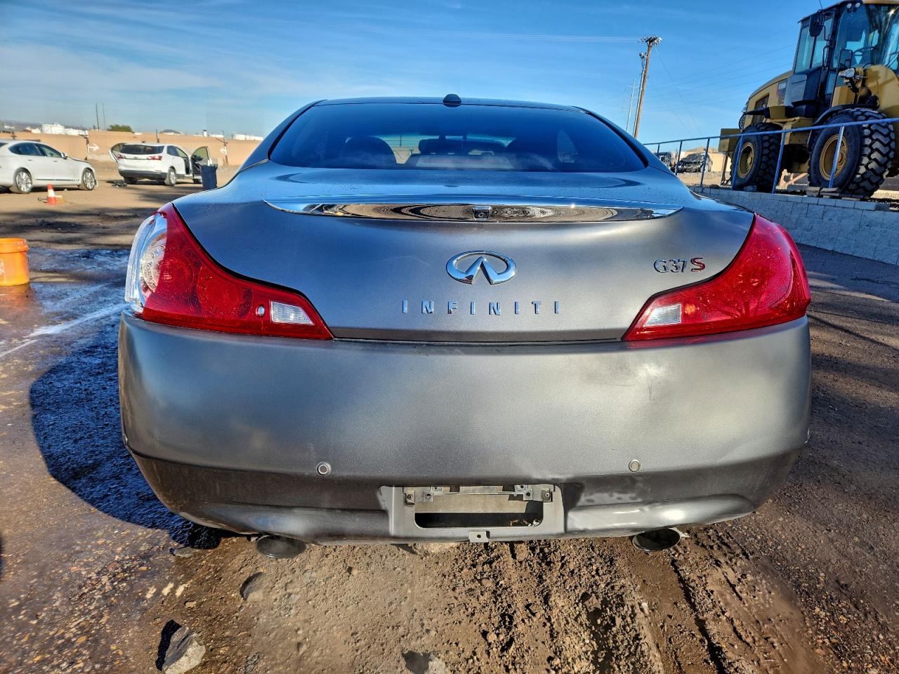 INFINITI G37 Base Image 11