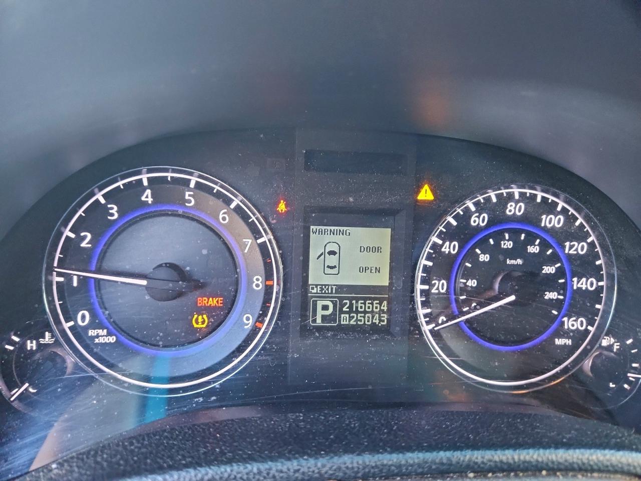 INFINITI G37 Base Image 2