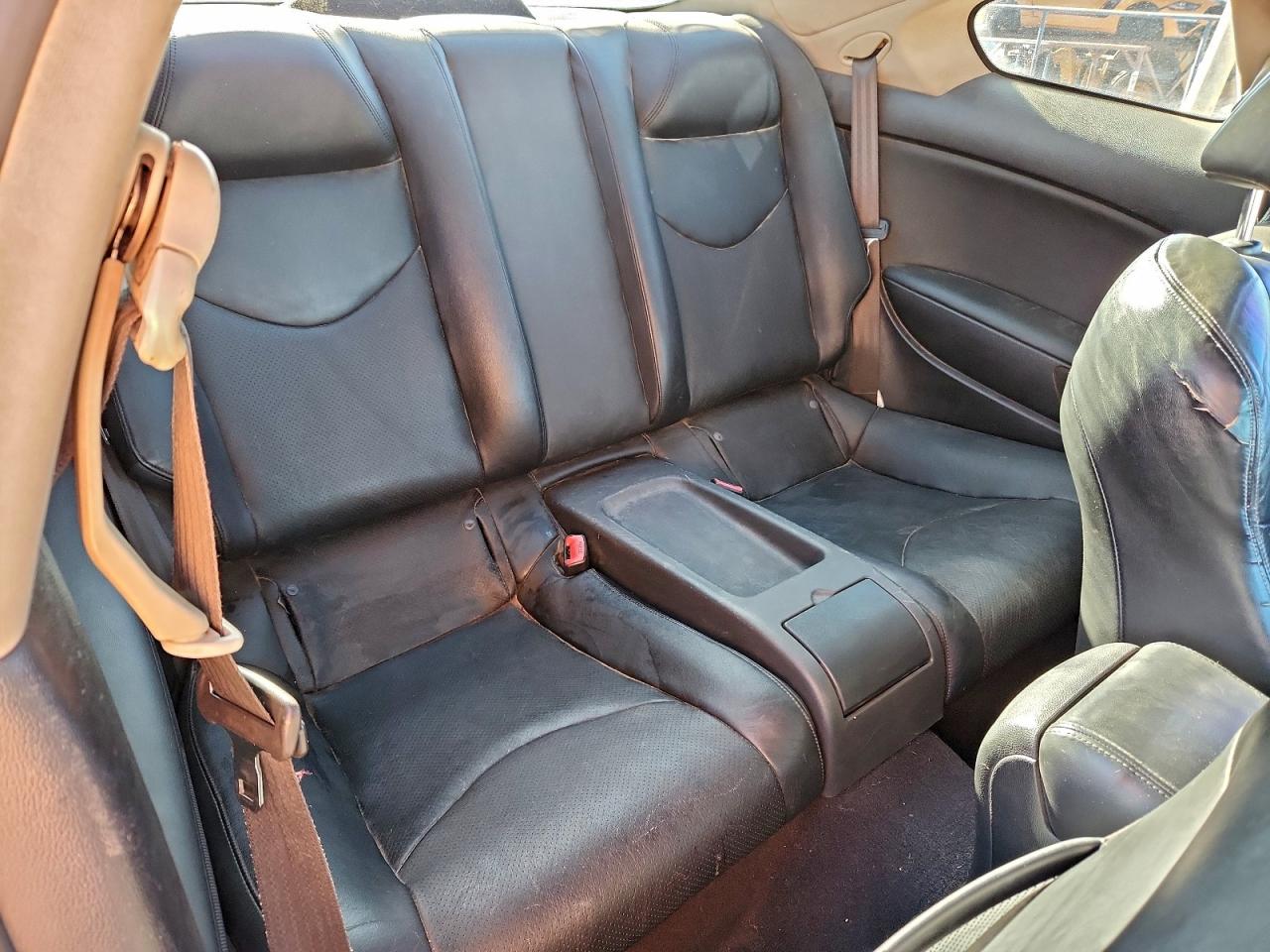 INFINITI G37 Base Image 9