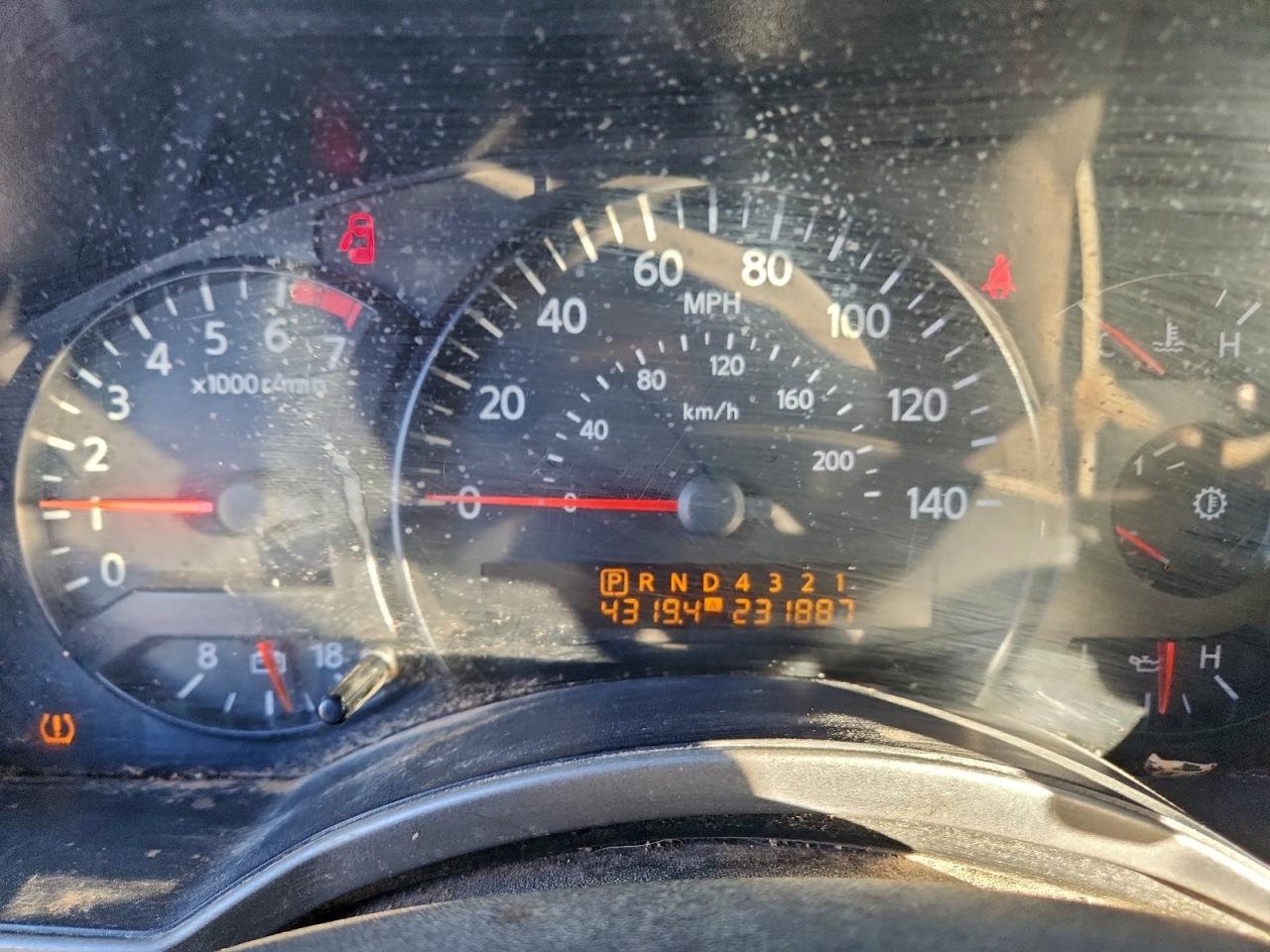 Nissan Titan Xe Image 12