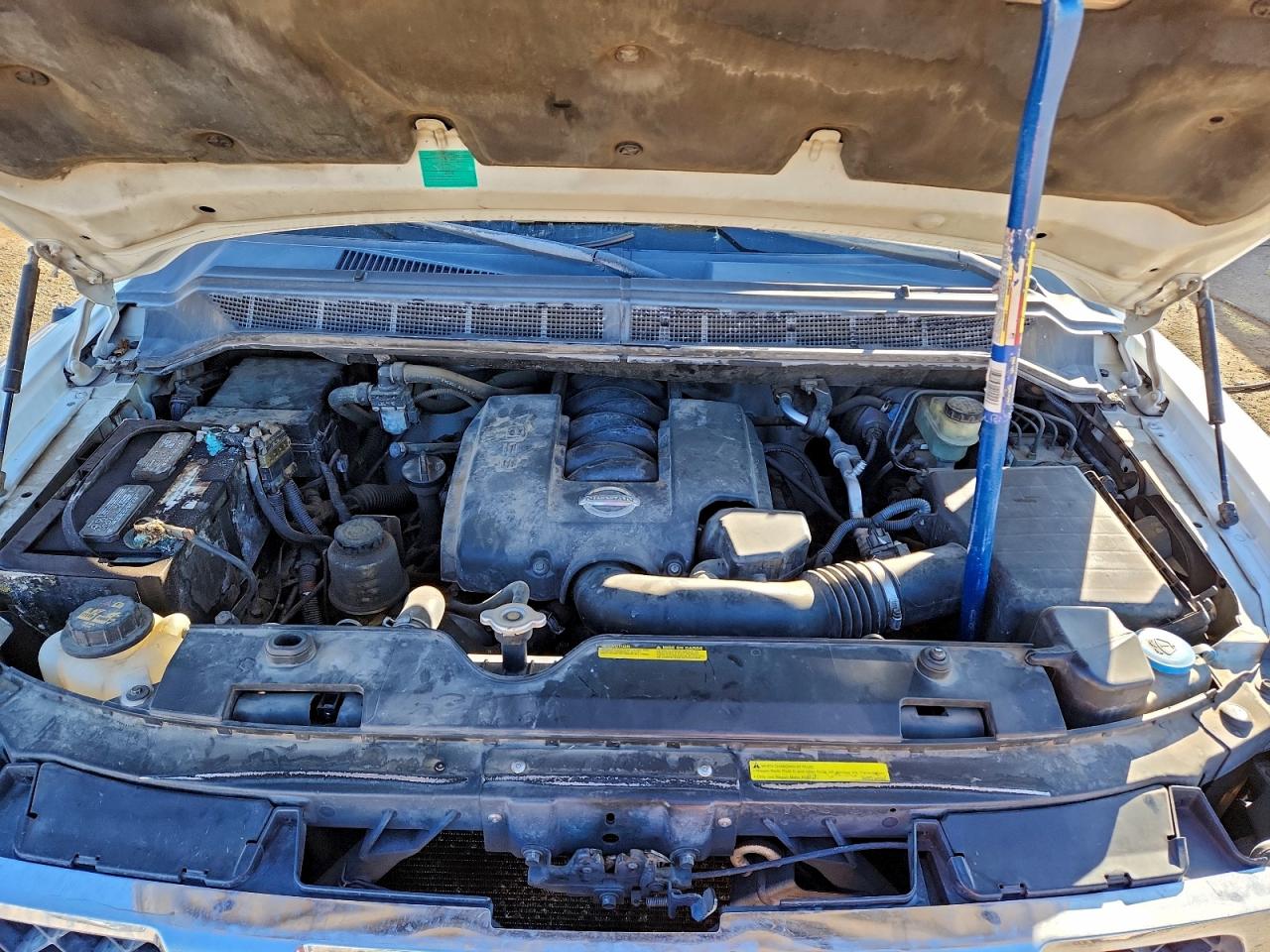 Nissan Titan Xe Image 7