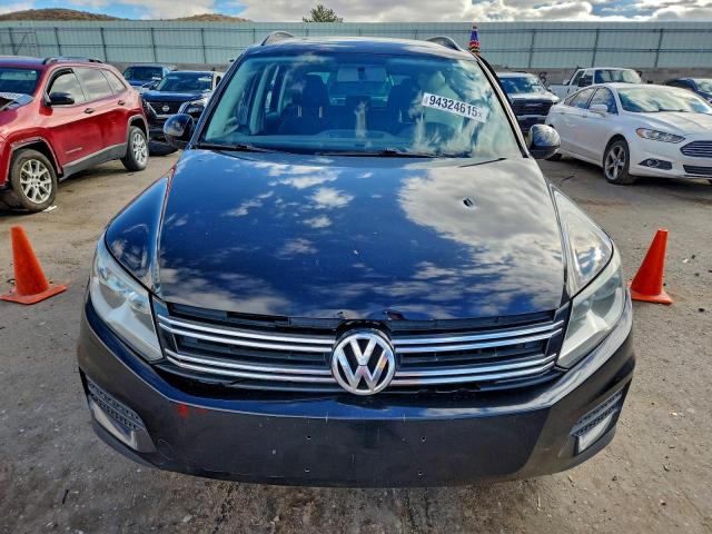 Volkswagen Tiguan S Image 3