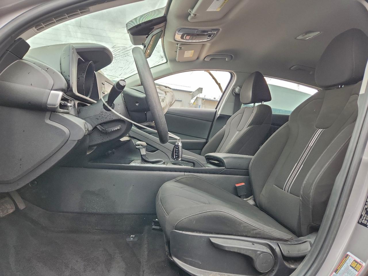 Hyundai ELANTRA Sel Image 10