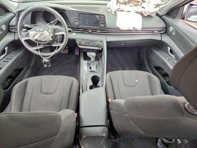 Hyundai ELANTRA Sel Image 4