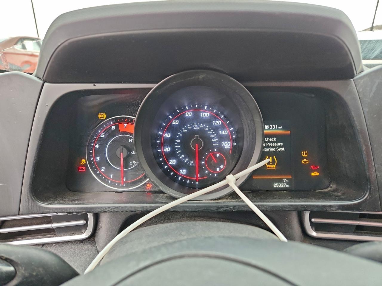 Hyundai ELANTRA Sel Image 5