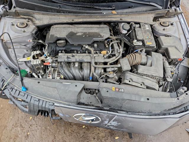 Hyundai ELANTRA Sel Image 8