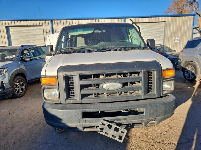 Ford E-250 E250 Van Image 2