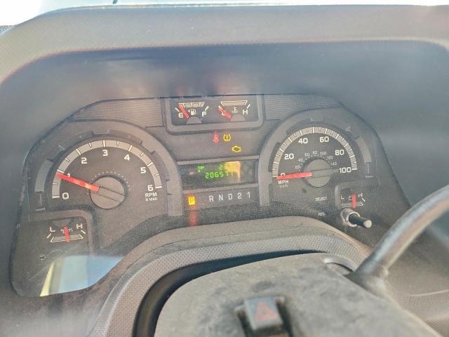 Ford E-250 E250 Van Image 5