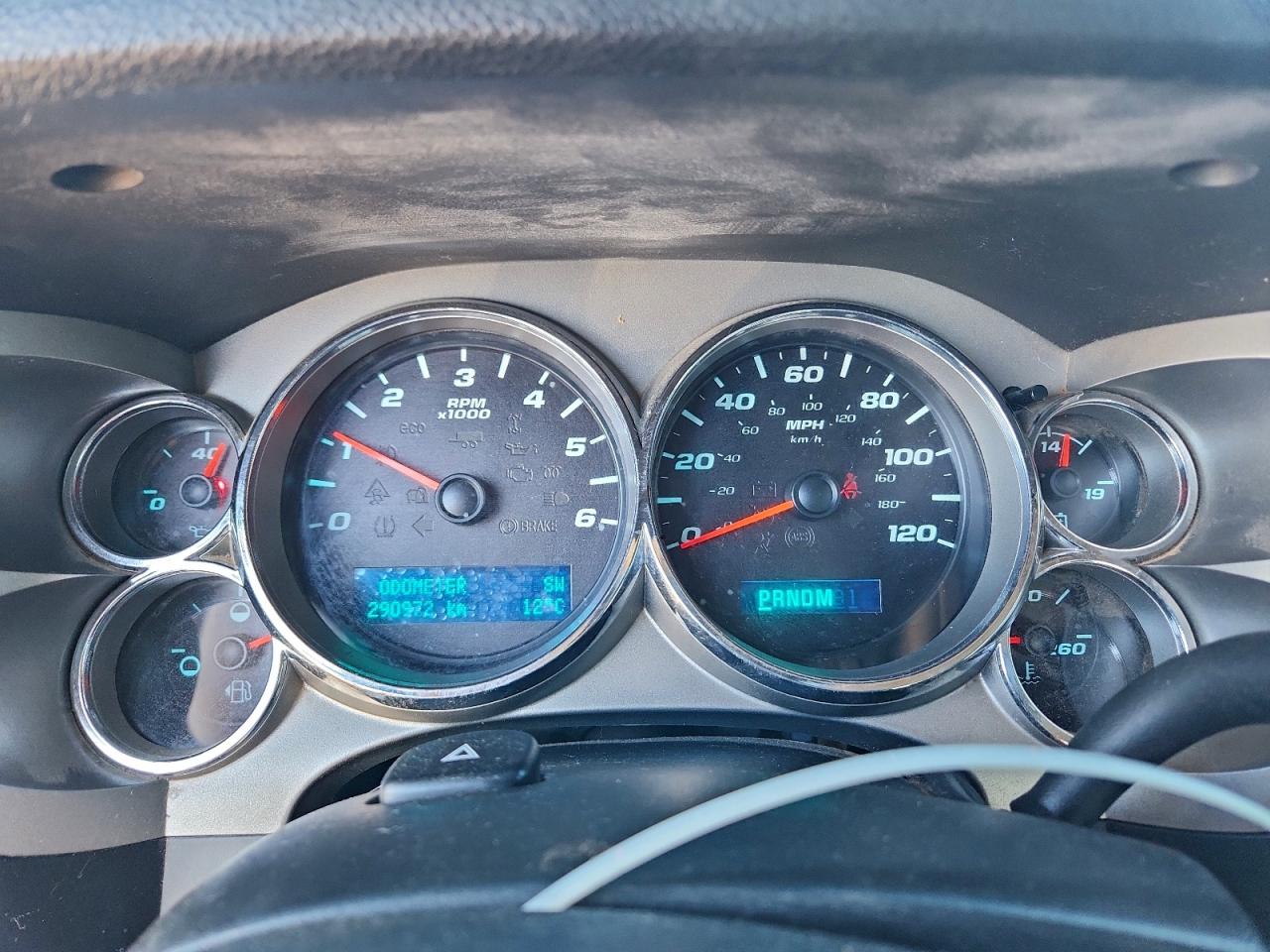 GMC Sierra K1500 Image 8