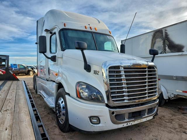  Salvage Freightliner Cascadia