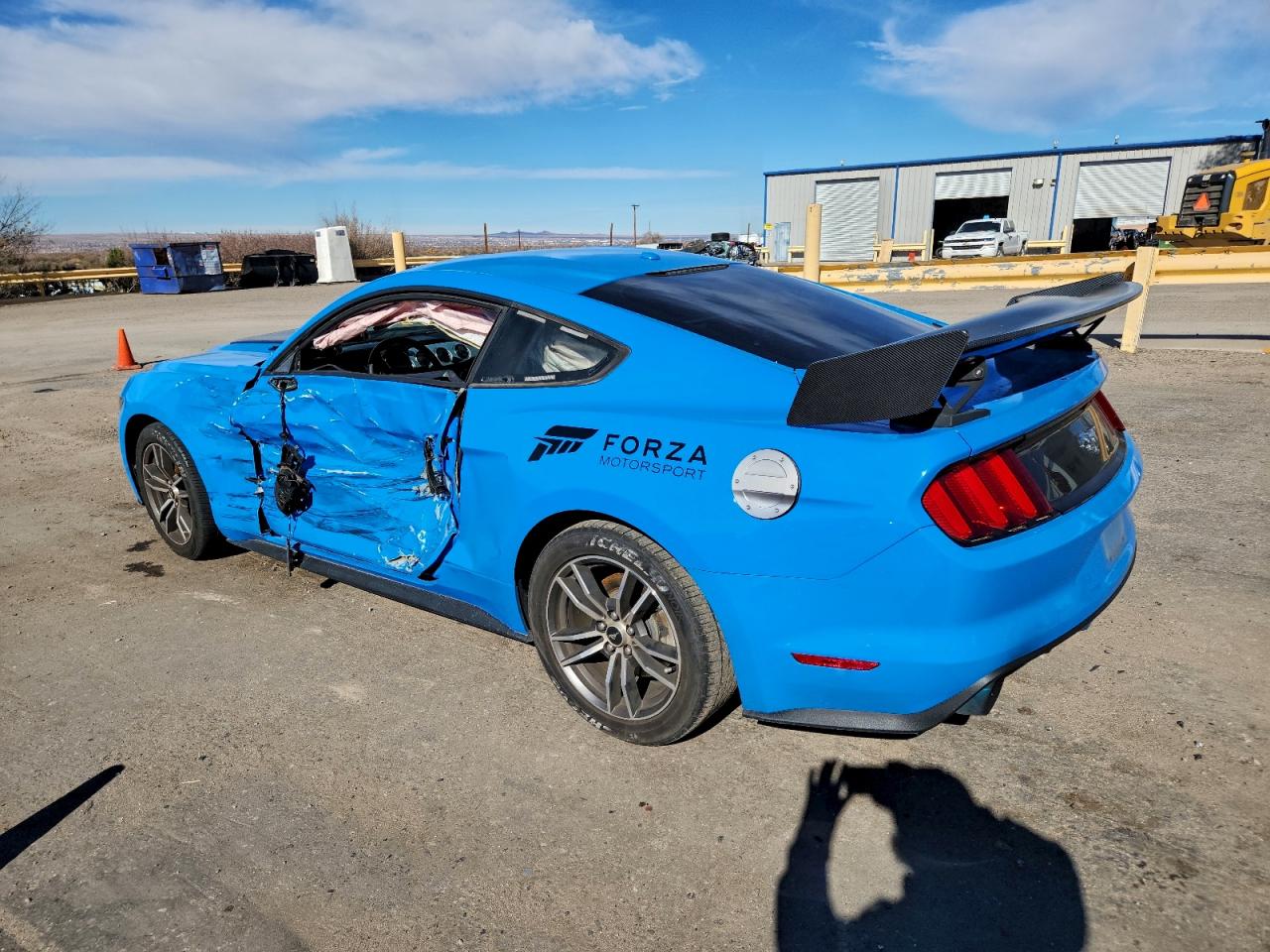 Ford Mustang Image 8