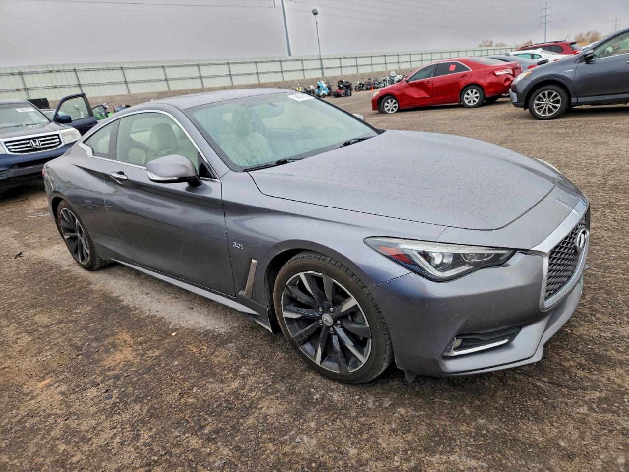 INFINITI Q60 Luxe 300 Image 2