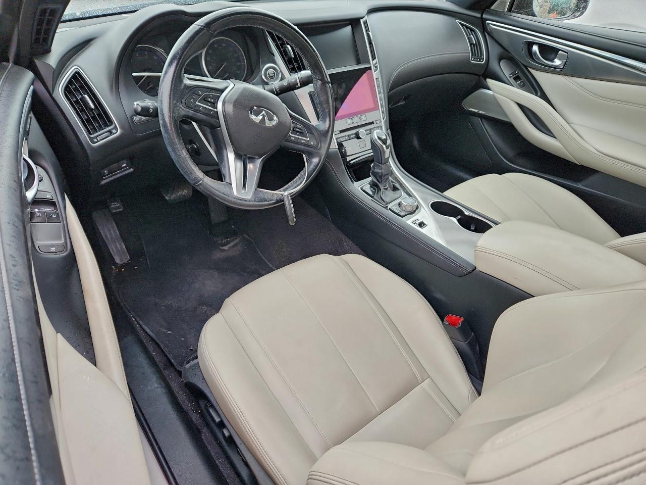 INFINITI Q60 Luxe 300 Image 6