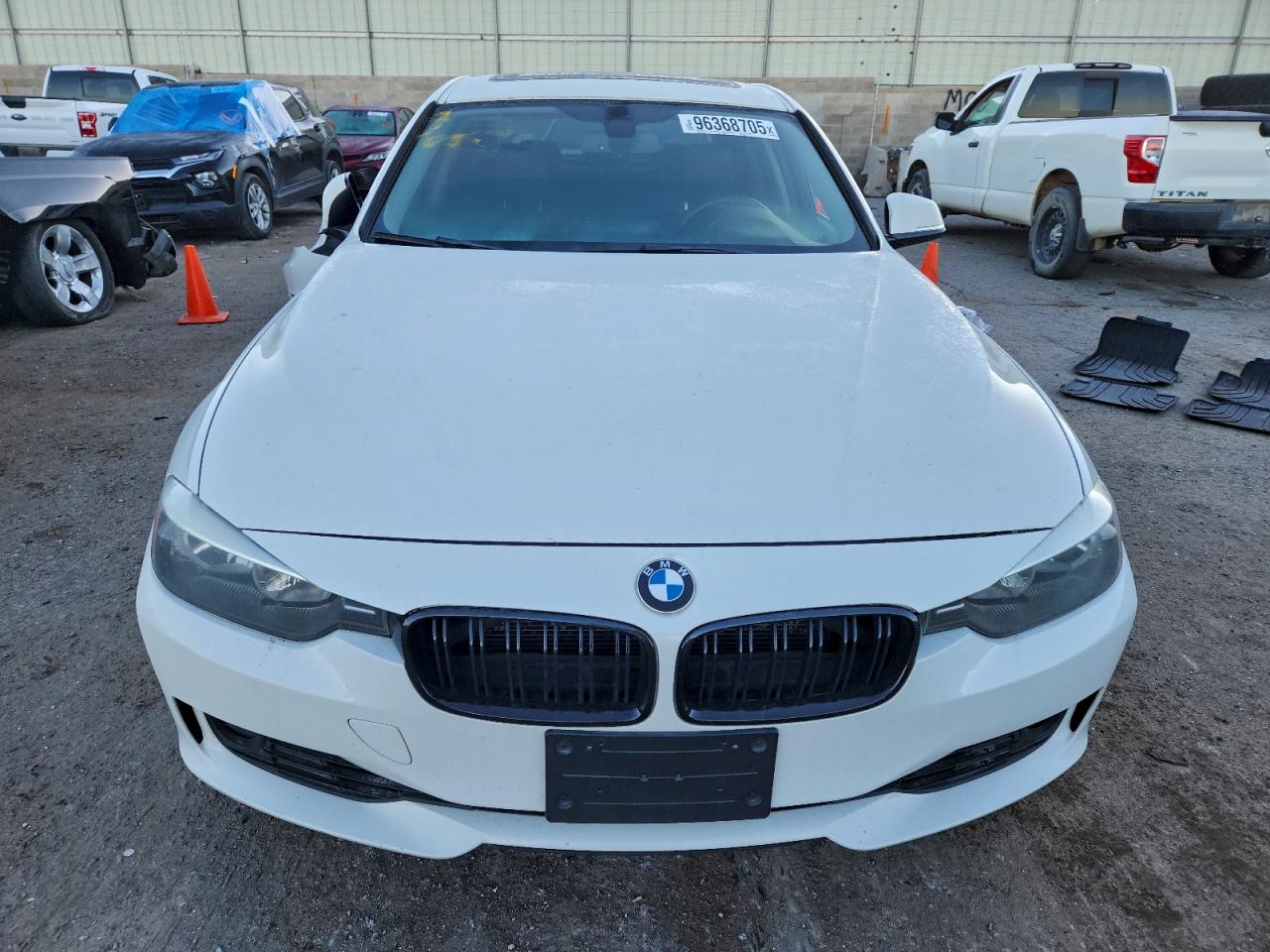BMW 3 Series I Image 8