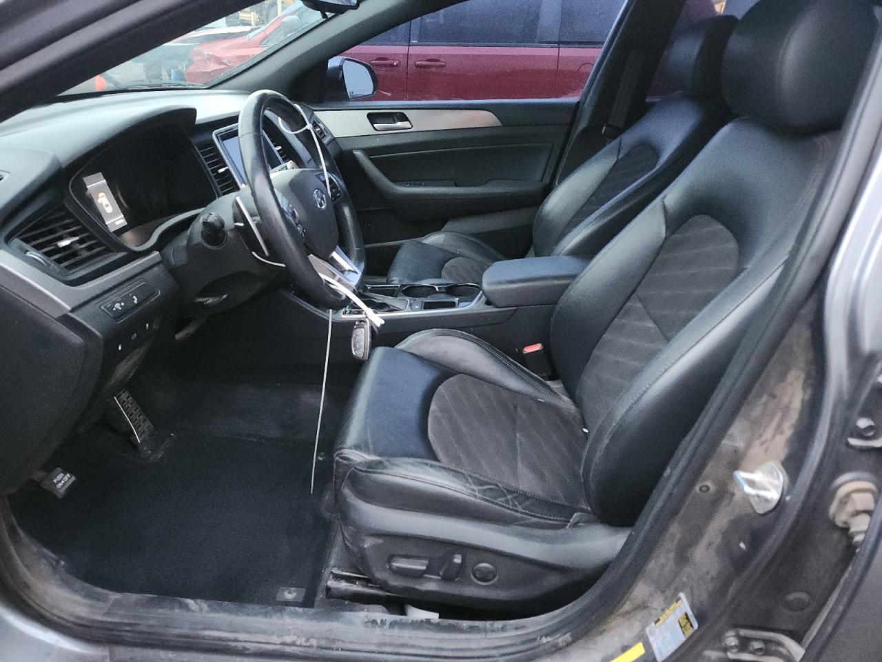 Hyundai SONATA Sport Image 8