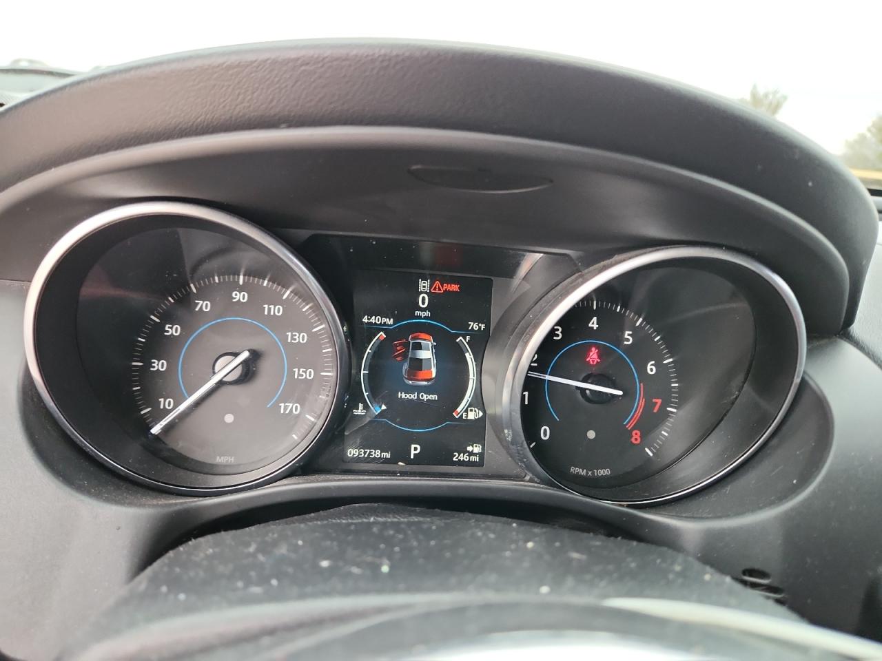 Jaguar XE R - Sport Image 11