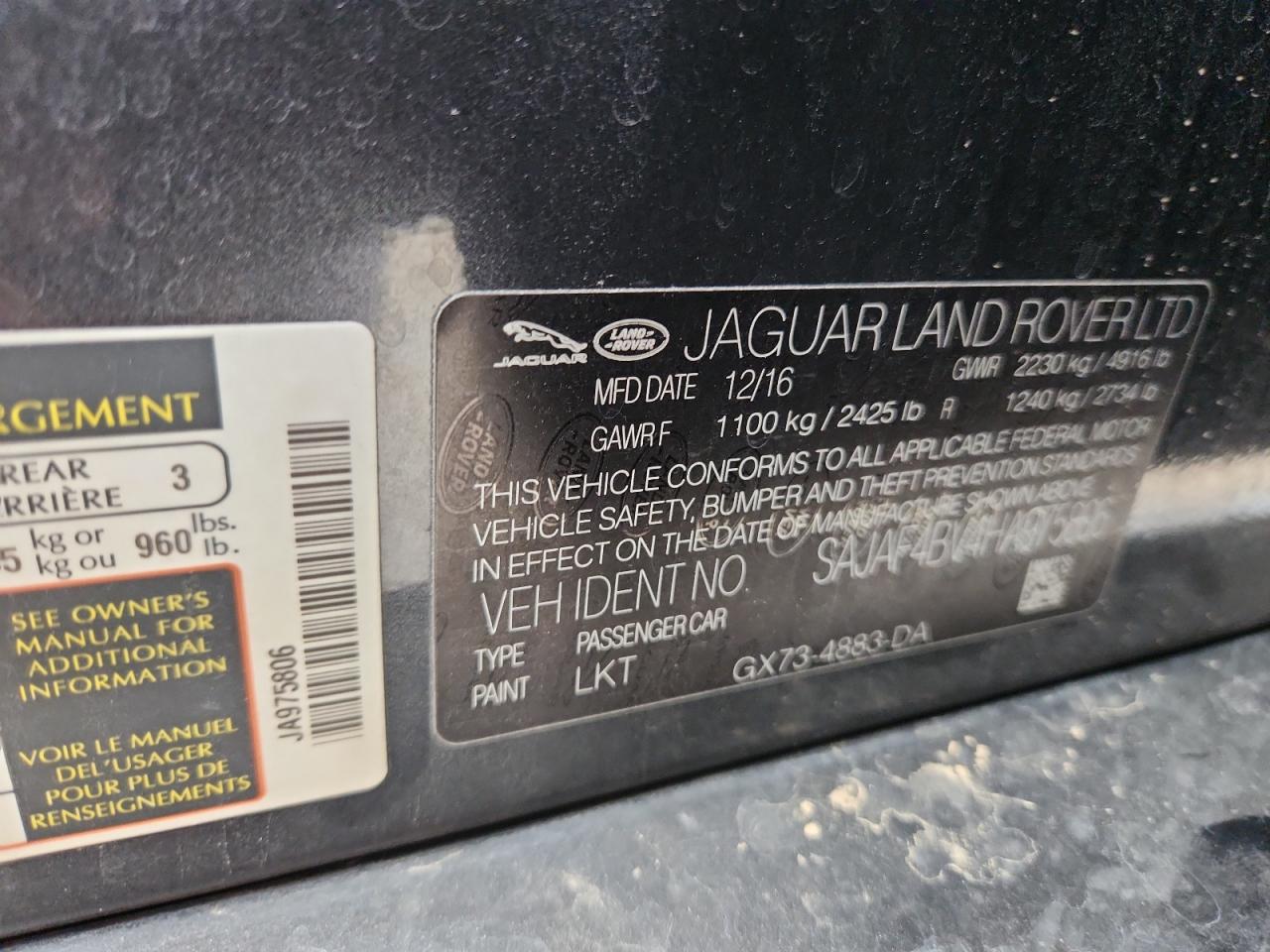 Jaguar XE R - Sport Image 8