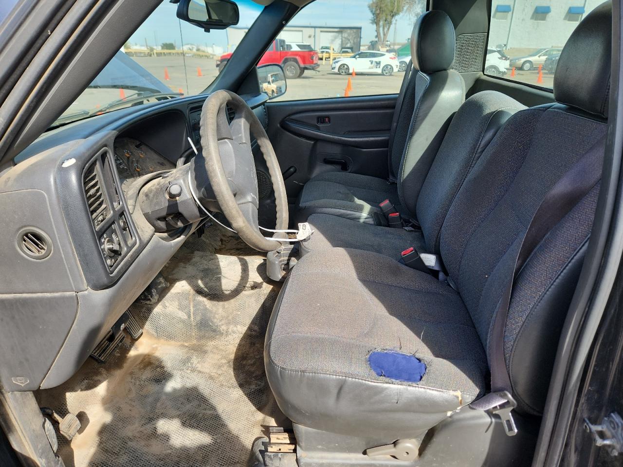 Chevrolet Silverado C1500 Image 5