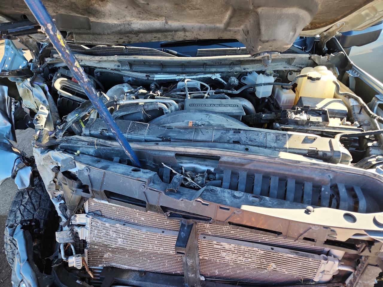 GMC Sierra K2500 Denali Image 9