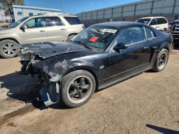  Salvage Ford Mustang