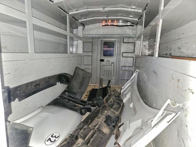 Chevrolet Express Image 11