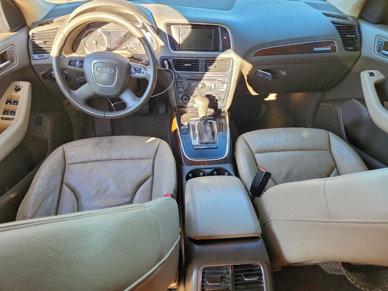 Audi Q5 Premium Plus Image 12