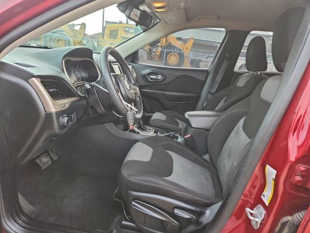 Jeep Grand Cherokee Sport Image 2