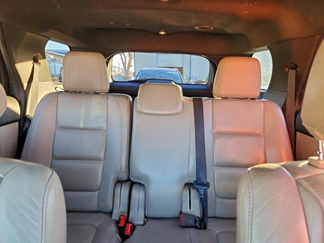 Ford Explorer Xlt Image 12