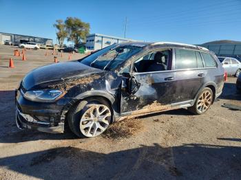  Salvage Volkswagen Golf