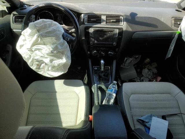 Volkswagen Jetta Sport Image 10