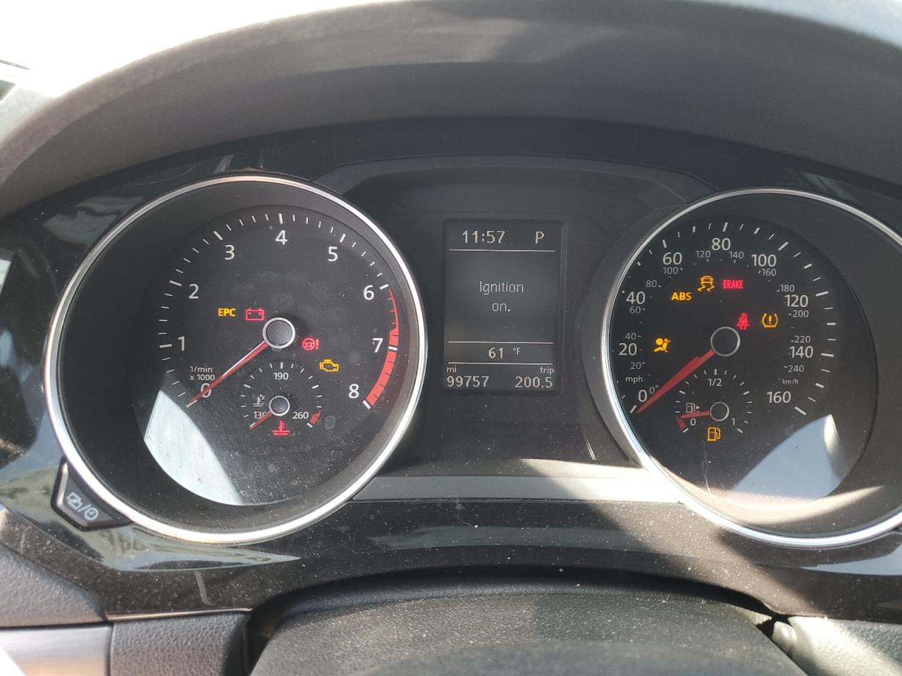 Volkswagen Jetta Sport Image 5