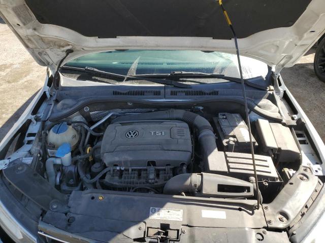 Volkswagen Jetta Sport Image 11