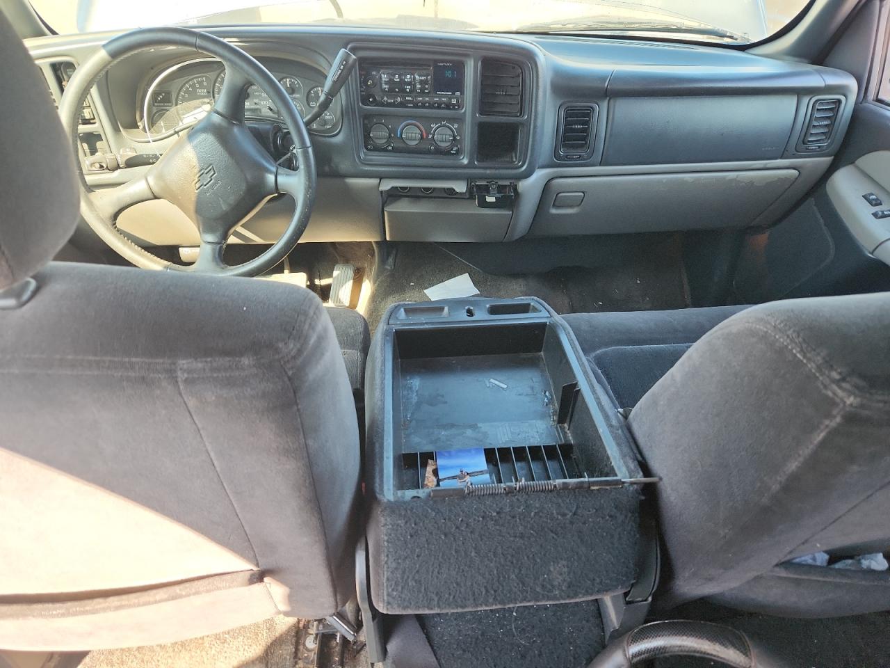 Chevrolet Tahoe K1500 Image 3