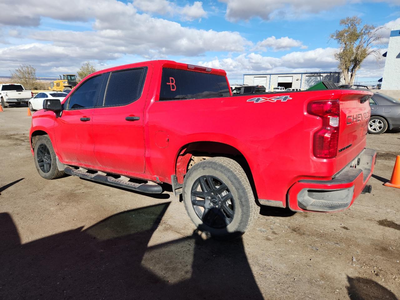 Chevrolet Silverado K1500 Custom Image 4